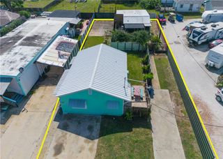 438 N Station St, Port Aransas, TX 78373