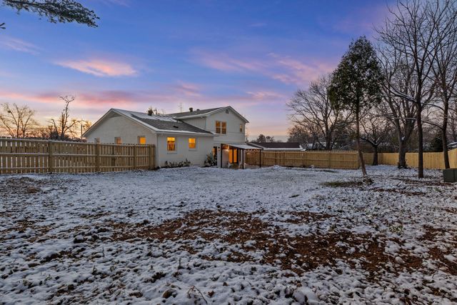 2117 Paige Court, Lexington, KY 40502