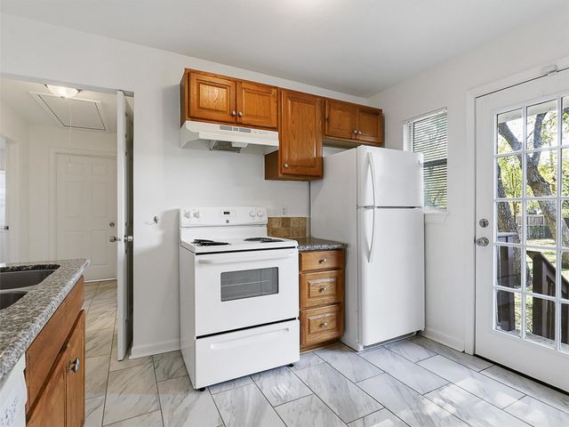 3960 Lively Lane, Dallas, TX 75220