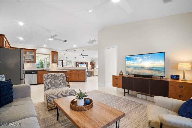 10249 Boca CIR, Naples, FL 34109