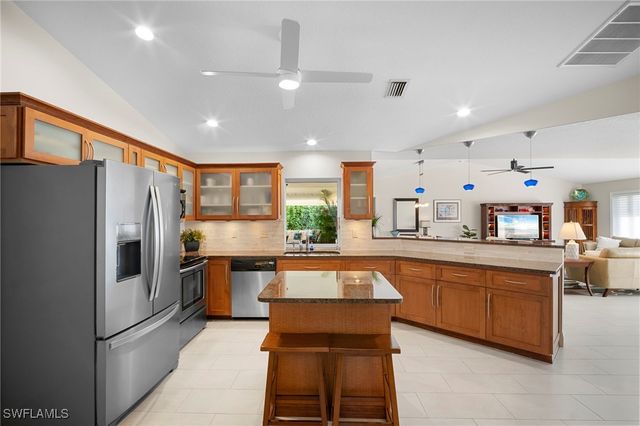 10249 Boca CIR, Naples, FL 34109