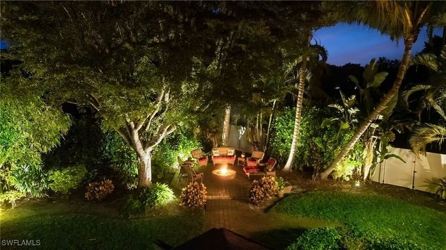 10249 Boca CIR, Naples, FL 34109