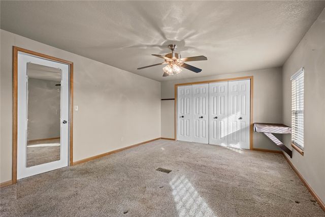 1991 Colcord Avenue, Colcord, OK 74338