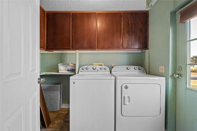 1991 Colcord Avenue, Colcord, OK 74338