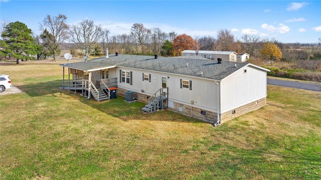 1991 Colcord Avenue, Colcord, OK 74338