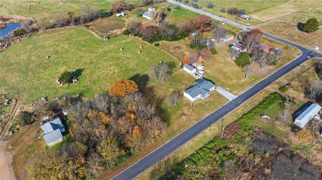 1991 Colcord Avenue, Colcord, OK 74338