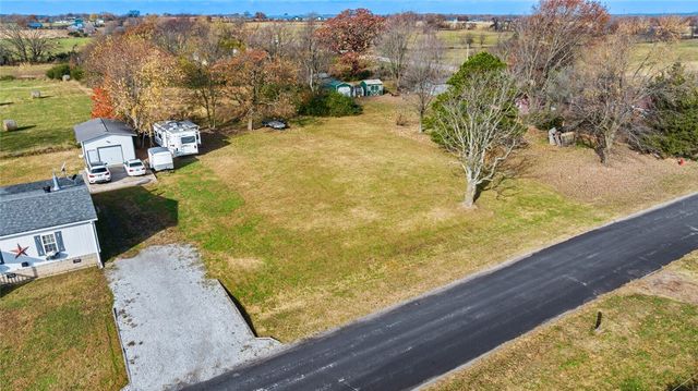 1991 Colcord Avenue, Colcord, OK 74338