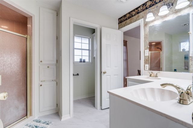 221 Valley Ranch Road, Weatherford, TX 76087