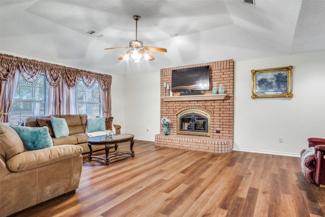 221 Valley Ranch Road, Weatherford, TX 76087