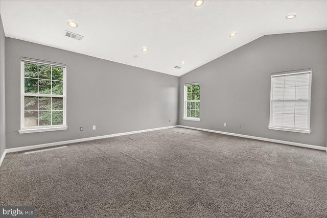 6455 SADDLEBROOK LN, Frederick, MD 21701