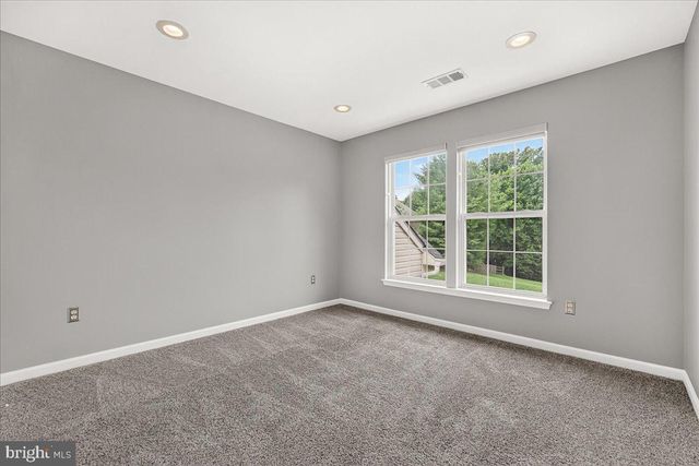 6455 SADDLEBROOK LN, Frederick, MD 21701