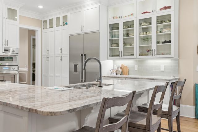 681 Reserve Dr., Pawleys Island, SC 29585