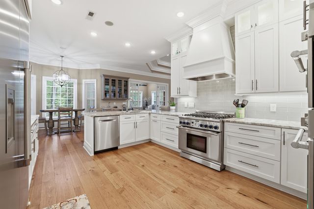 681 Reserve Dr., Pawleys Island, SC 29585