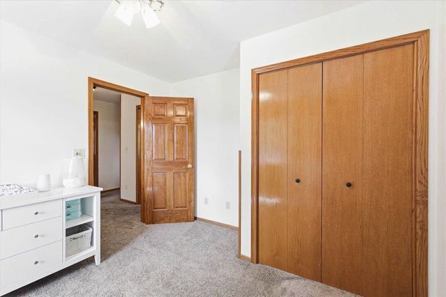 129 N PARKVIEW AVENUE, Marion, WI 54950
