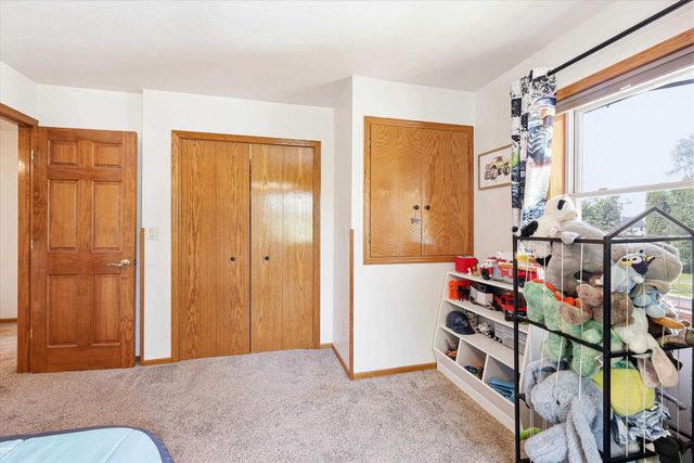 129 N PARKVIEW AVENUE, Marion, WI 54950