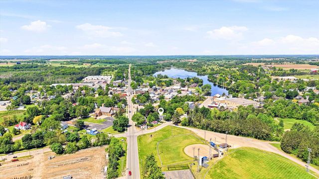 129 N PARKVIEW AVENUE, Marion, WI 54950