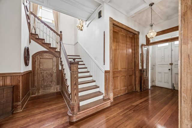 1818 Broadway Street, Galveston, TX 77550