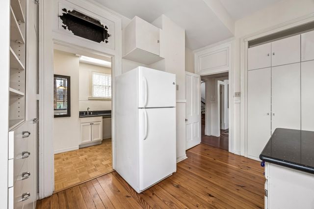 1818 Broadway Street, Galveston, TX 77550