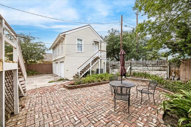 1818 Broadway Street, Galveston, TX 77550