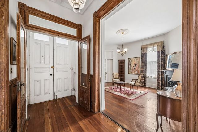 1818 Broadway Street, Galveston, TX 77550