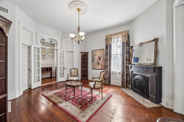 1818 Broadway Street, Galveston, TX 77550