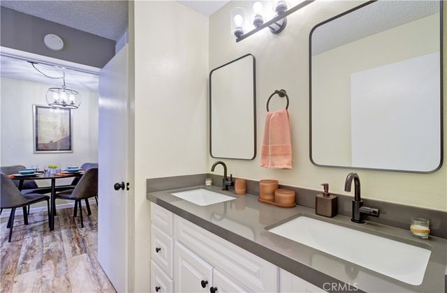 4110 Elm Avenue 203, Long Beach, CA 90807