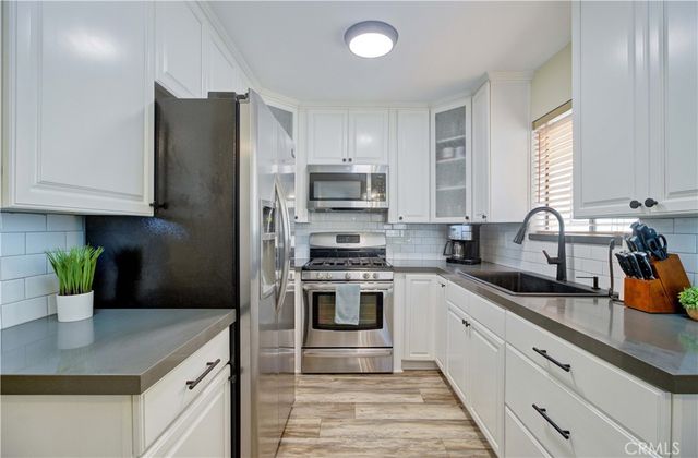 4110 Elm Avenue 203, Long Beach, CA 90807