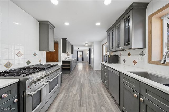 502 E Woodsdale Avenue, Akron, OH 44301