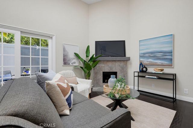1118 Sandi Lane, Costa Mesa, CA 92627