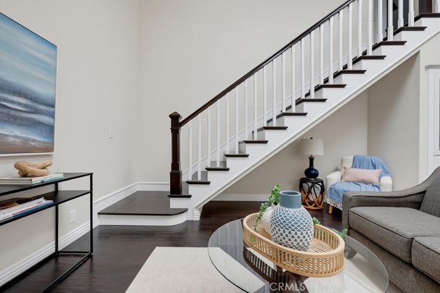 1118 Sandi Lane, Costa Mesa, CA 92627