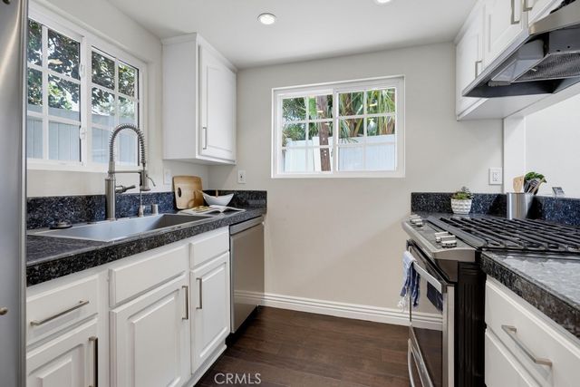 1118 Sandi Lane, Costa Mesa, CA 92627