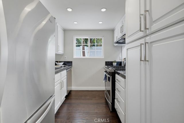 1118 Sandi Lane, Costa Mesa, CA 92627