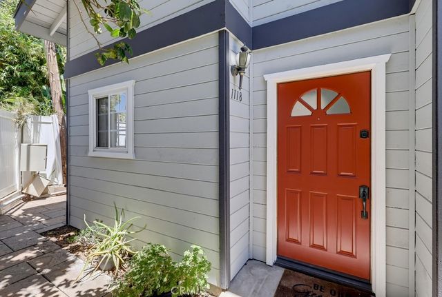 1118 Sandi Lane, Costa Mesa, CA 92627