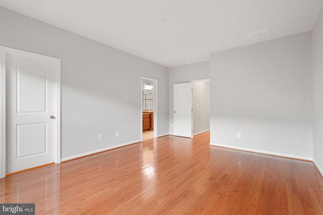 22273 SIMS TER, Ashburn, VA 20148