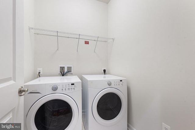 22273 SIMS TER, Ashburn, VA 20148