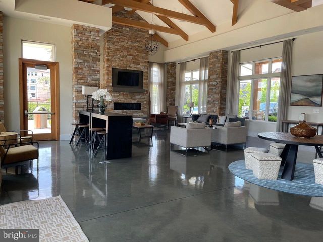 22273 SIMS TER, Ashburn, VA 20148