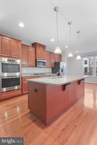 22273 SIMS TER, Ashburn, VA 20148