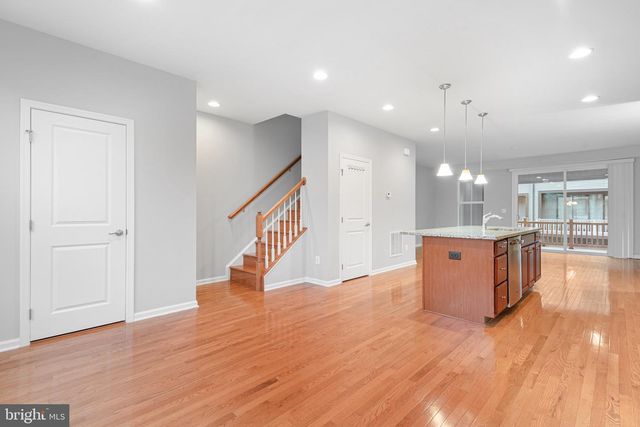 22273 SIMS TER, Ashburn, VA 20148