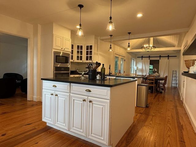 105 Elm Street A, Andover, MA 01810