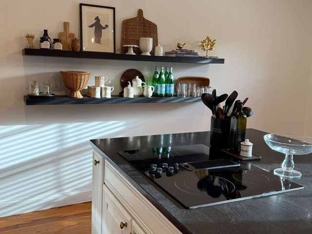 105 Elm Street A, Andover, MA 01810