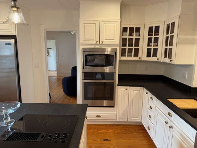 105 Elm Street A, Andover, MA 01810