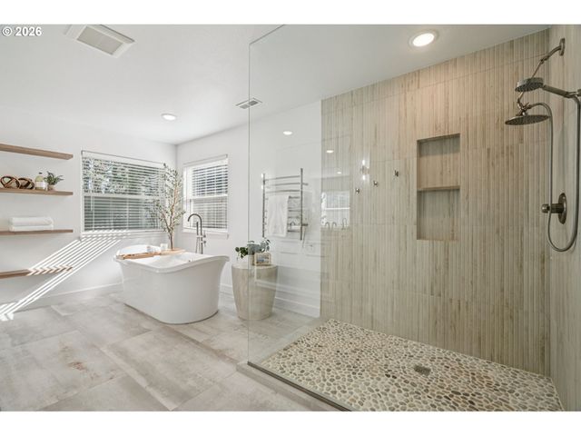 5052 Nw MILLSTONE Way, Portland, OR 97229