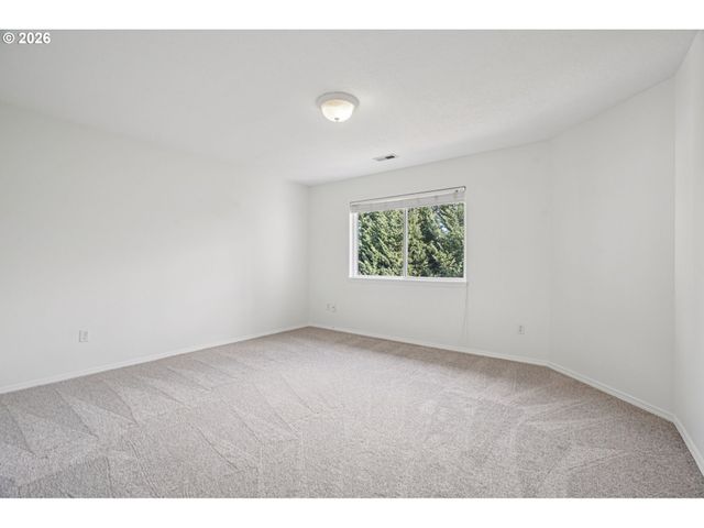 5052 Nw MILLSTONE Way, Portland, OR 97229