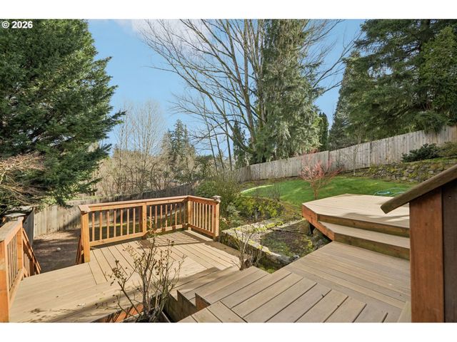 5052 Nw MILLSTONE Way, Portland, OR 97229