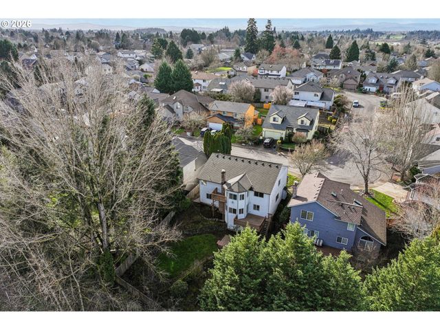 5052 Nw MILLSTONE Way, Portland, OR 97229