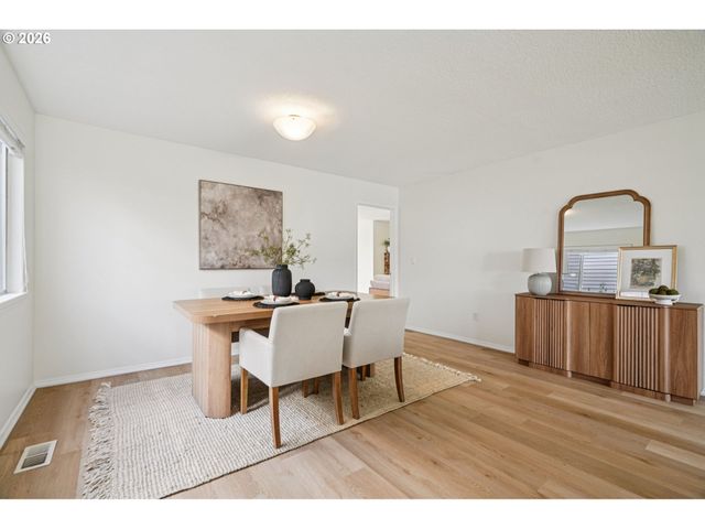 5052 Nw MILLSTONE Way, Portland, OR 97229