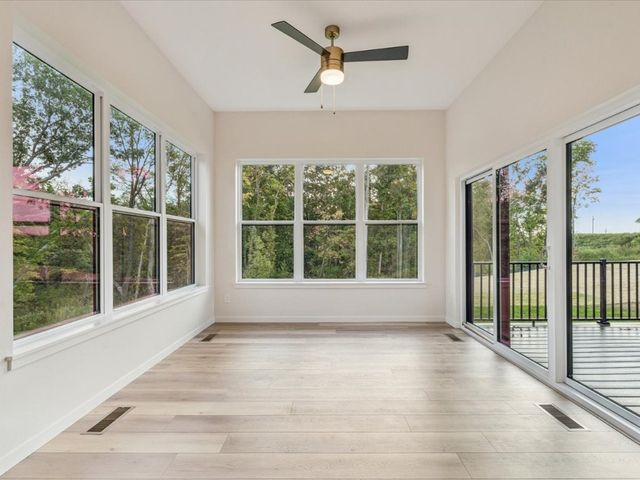 658 Maclan Court, Iowa City, IA 52246