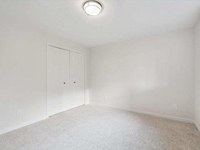 658 Maclan Court, Iowa City, IA 52246