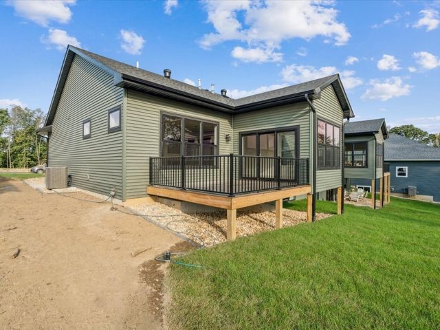 658 Maclan Court, Iowa City, IA 52246