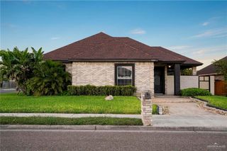 1510 Calle Espana Avenue, Pharr, TX 78577